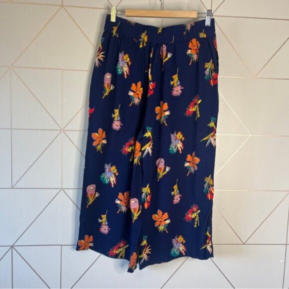 Madewell Huston Pull-On Crop Pants in Hawaiian Hideaway - Picture 3 of 11